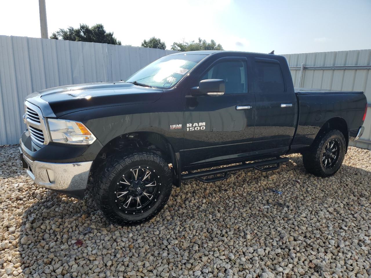 RAM 1500 2015 SLT