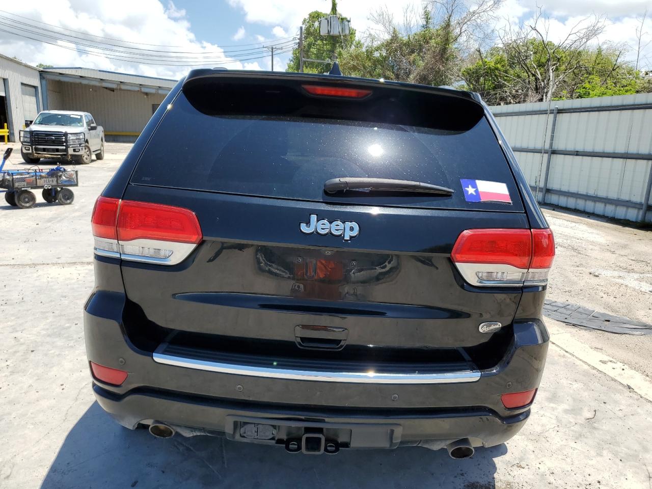 1C4RJECG7HC923516 2017 Jeep Grand Cherokee Overland