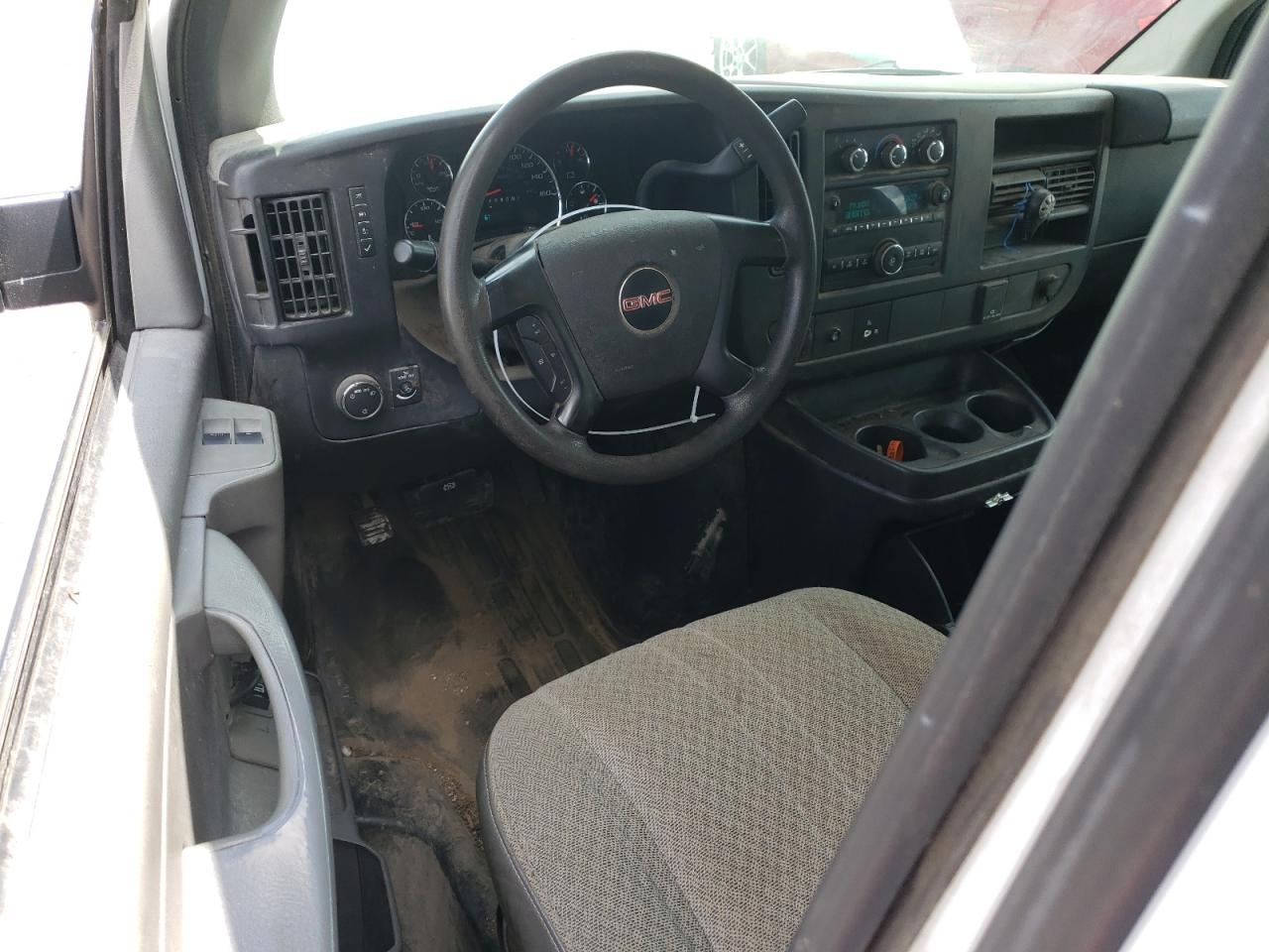 1GTW7FCF4F1153329 2015 GMC Savana G2500