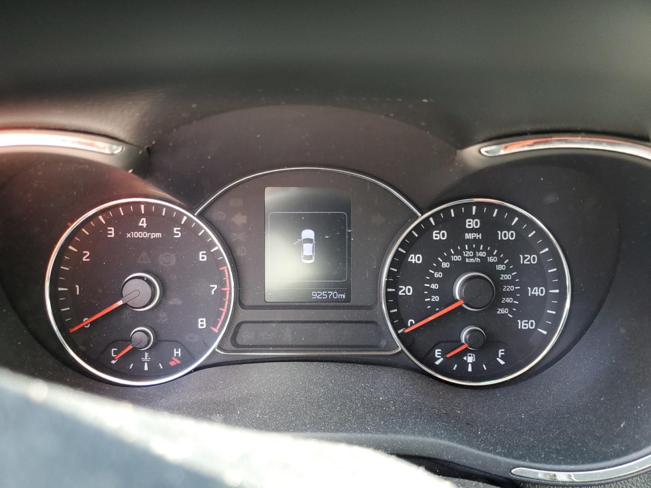 3KPFK4A7XJE284432 2018 Kia Forte Lx