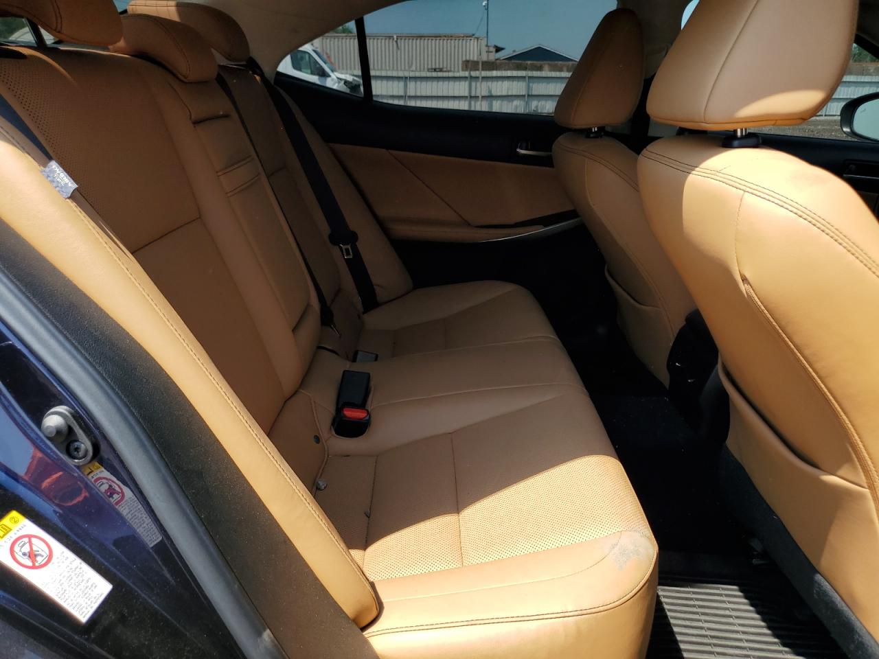 JTHC81D22J5033009 2018 Lexus Is 300