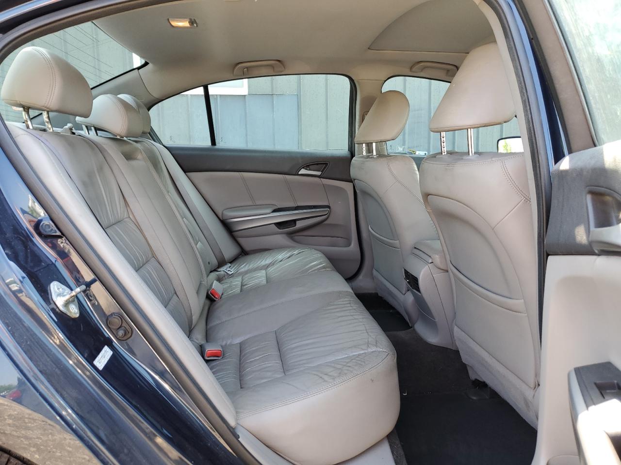 5KBCP3F83AB013952 2010 Honda Accord Exl