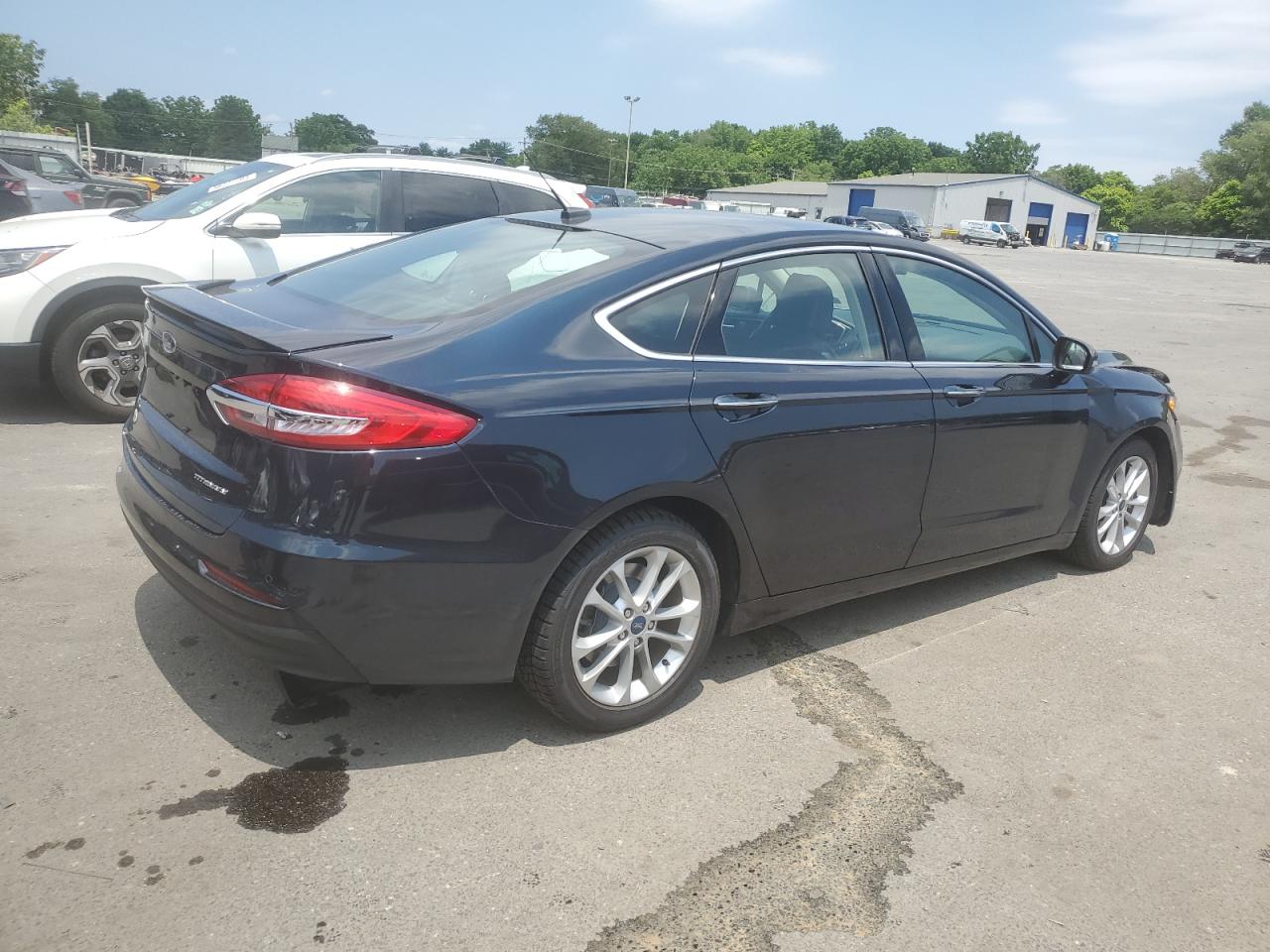 Lot #2926029960 2020 FORD FUSION TIT