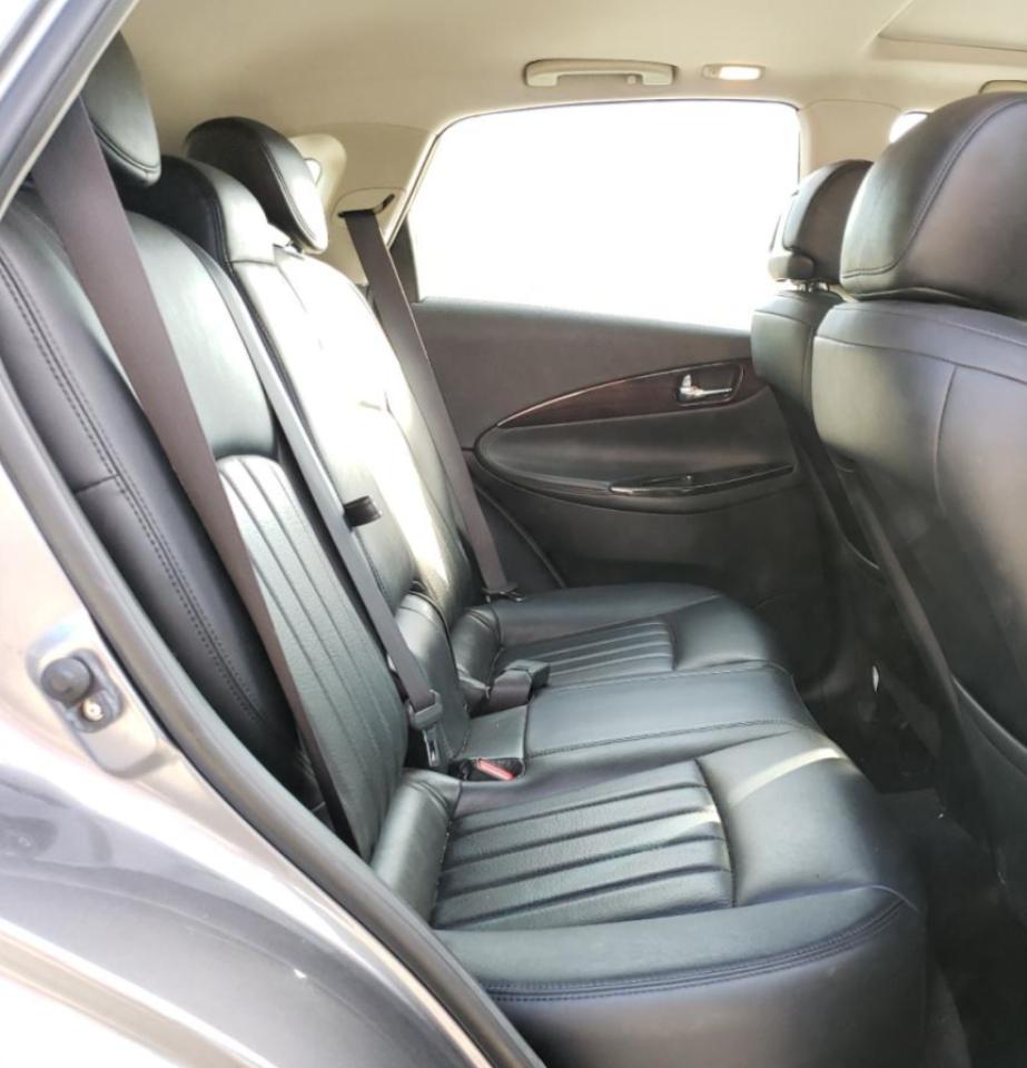 JN1AJ0HR1CM450812 2012 Infiniti Ex35 Base