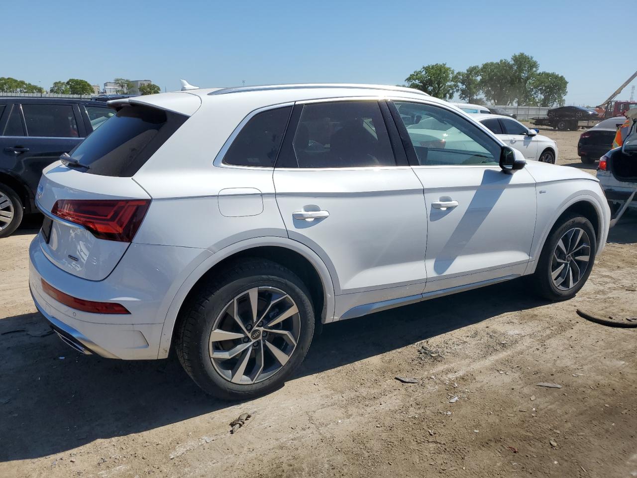 2024 Audi Q5 Premium Plus 45 vin: WA1EAAFY3R2019322