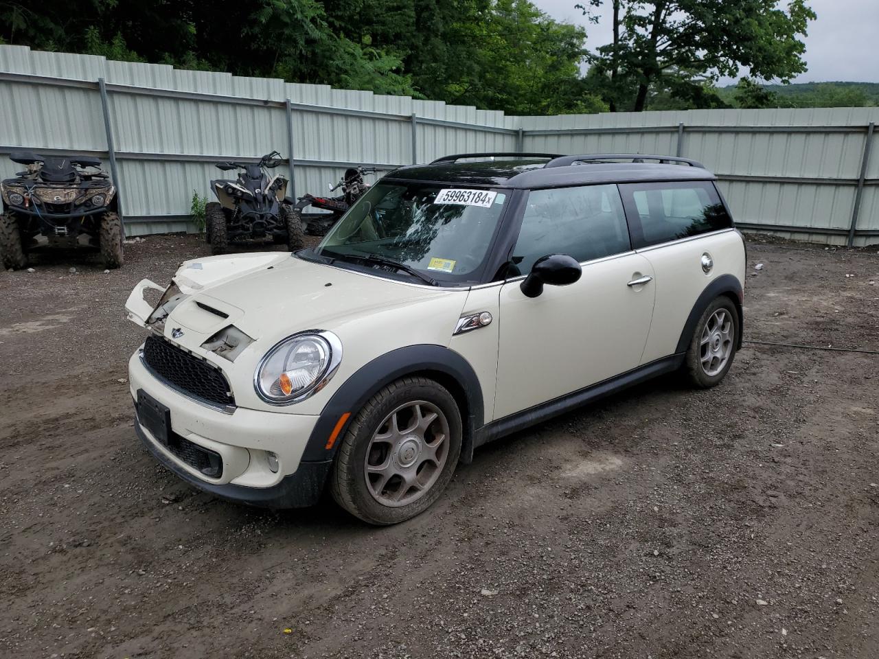 2014 Mini Cooper S Clubman vin: WMWZG3C5XET800559