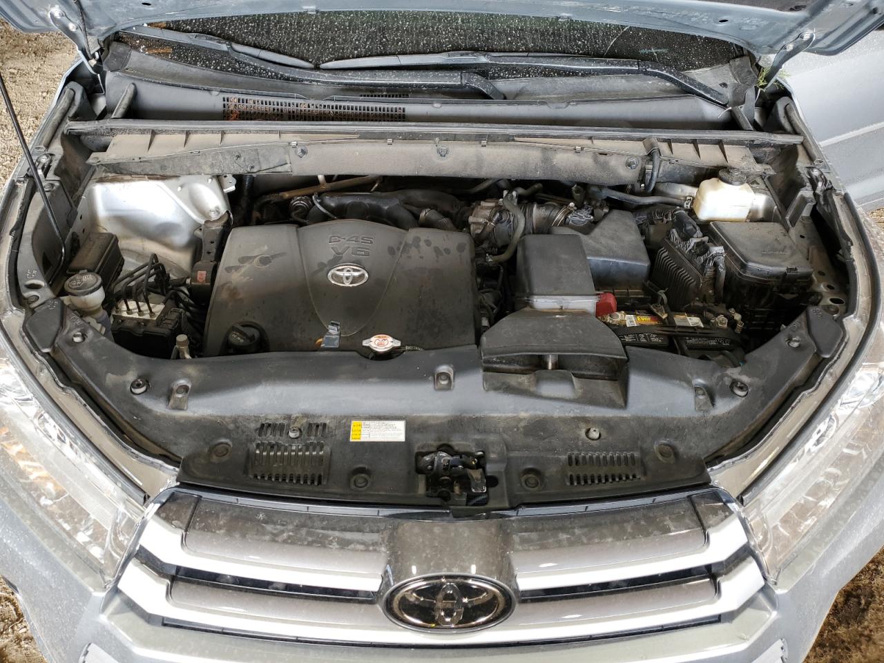 5TDJZRFH6HS471106 2017 Toyota Highlander Se