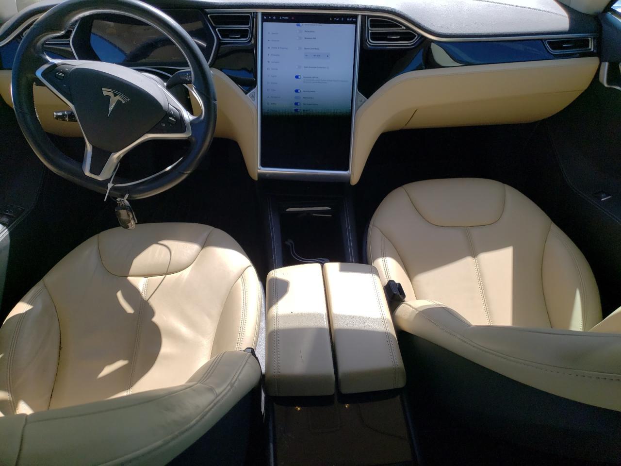 5YJSA1H22FF080817 2015 Tesla Model S 85D