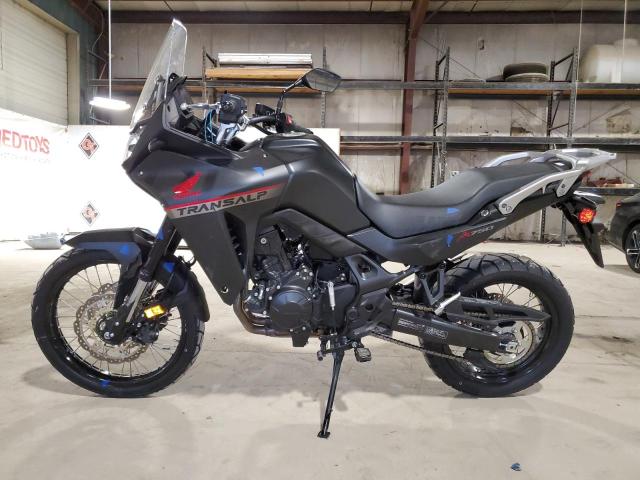 2024 HONDA XL750 JH2RD161XRK100259