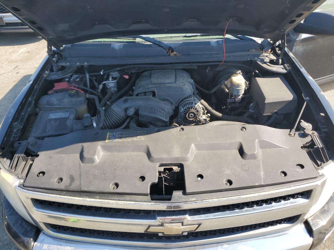 1GCSKREA5AZ103629 2010 Chevrolet Silverado K1500 Ls