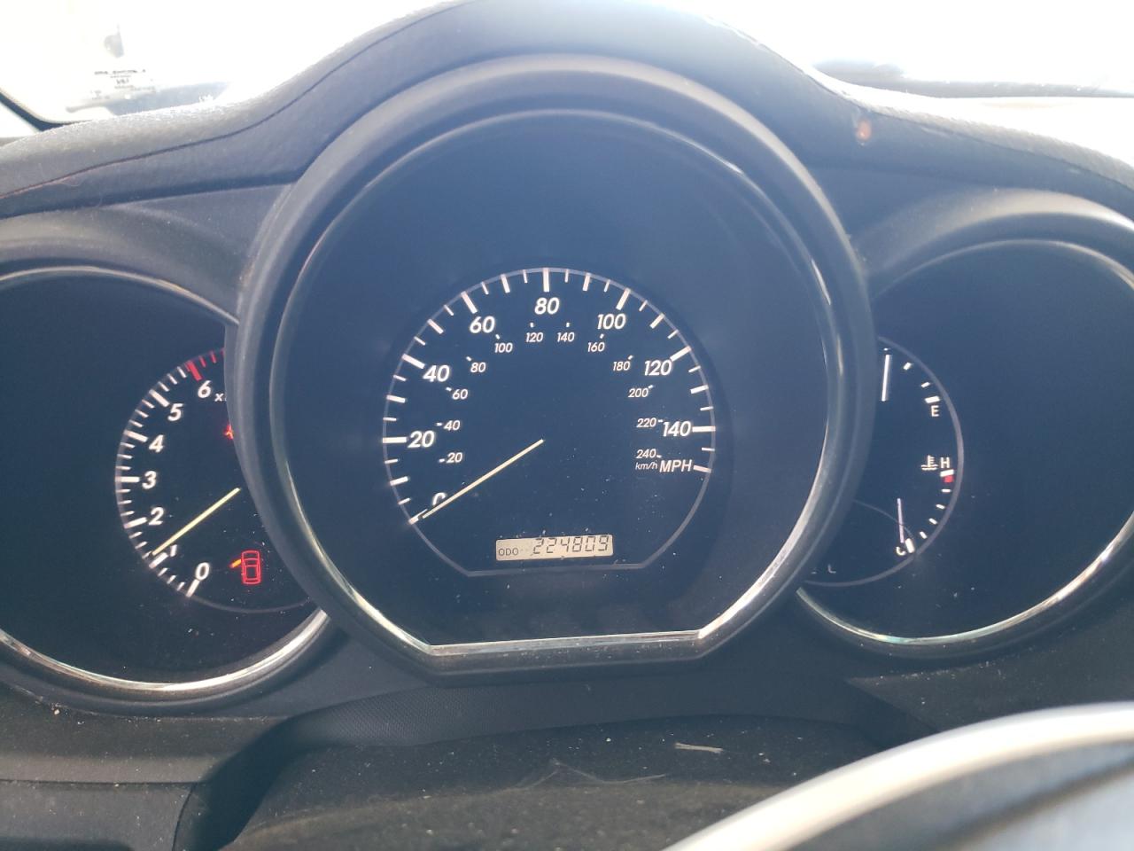 2T2GA31U45C027886 2005 Lexus Rx 330