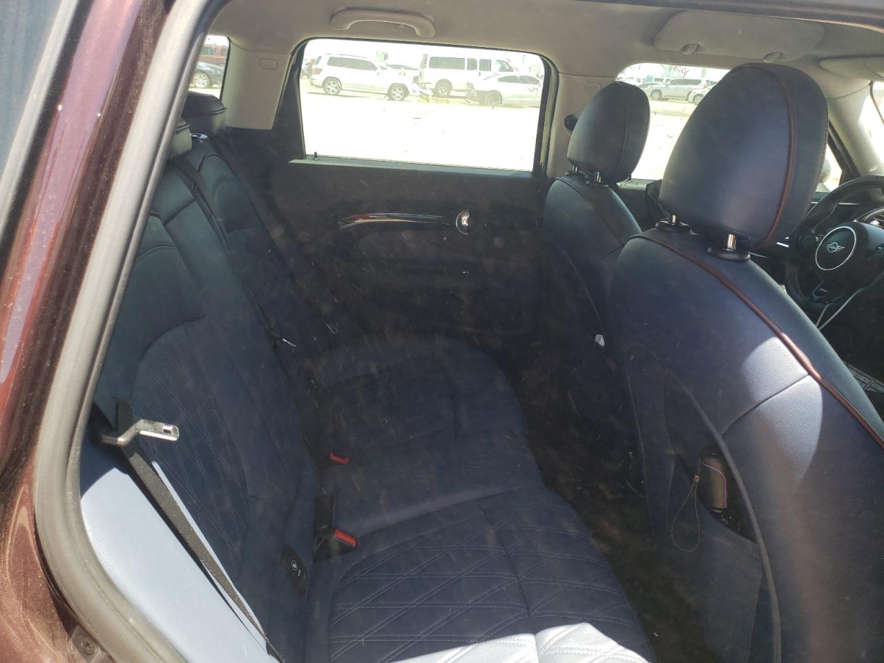 WMWLU1C5XH2F27526 2017 Mini Cooper Clubman All4