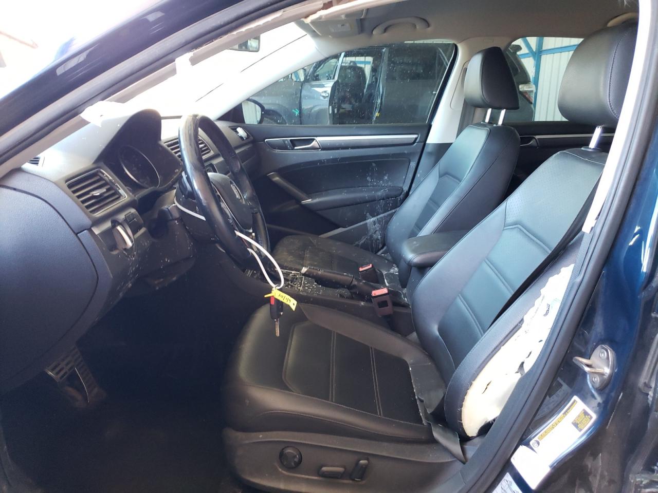 1VWAA7A36JC035352 2018 Volkswagen Passat S