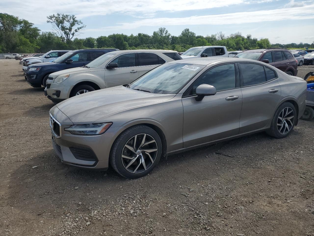 Lot #3006434107 2019 VOLVO S60 T6 MOM