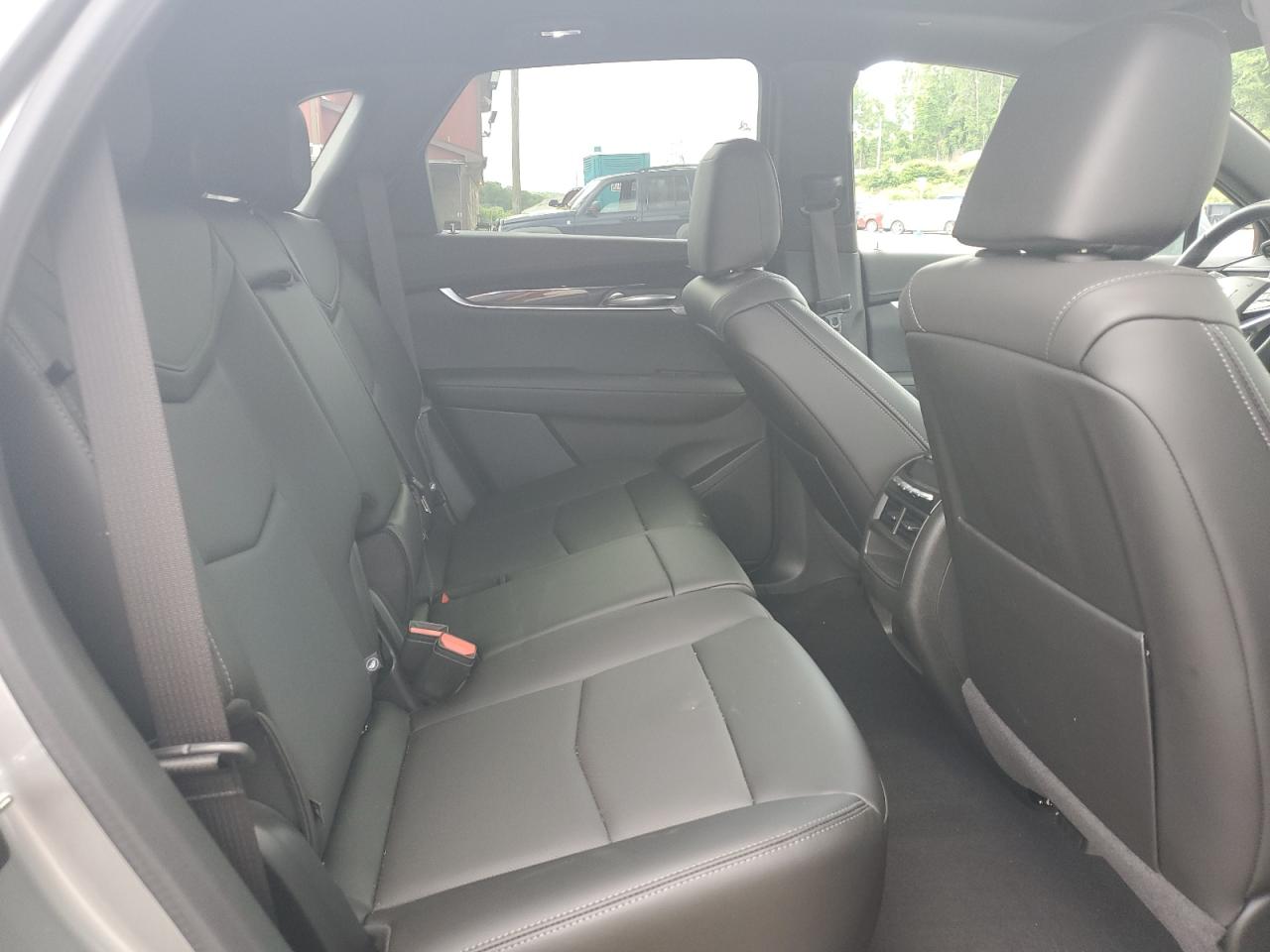 1GYKNDR42RZ717185 2024 Cadillac Xt5 Premium Luxury