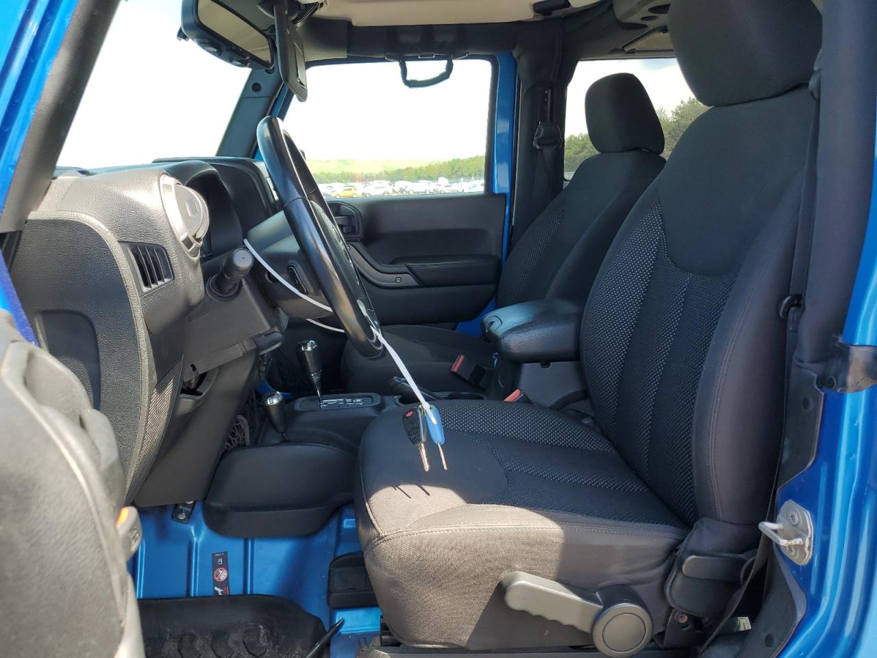 1C4AJWAG2GL145372 2016 Jeep Wrangler Sport