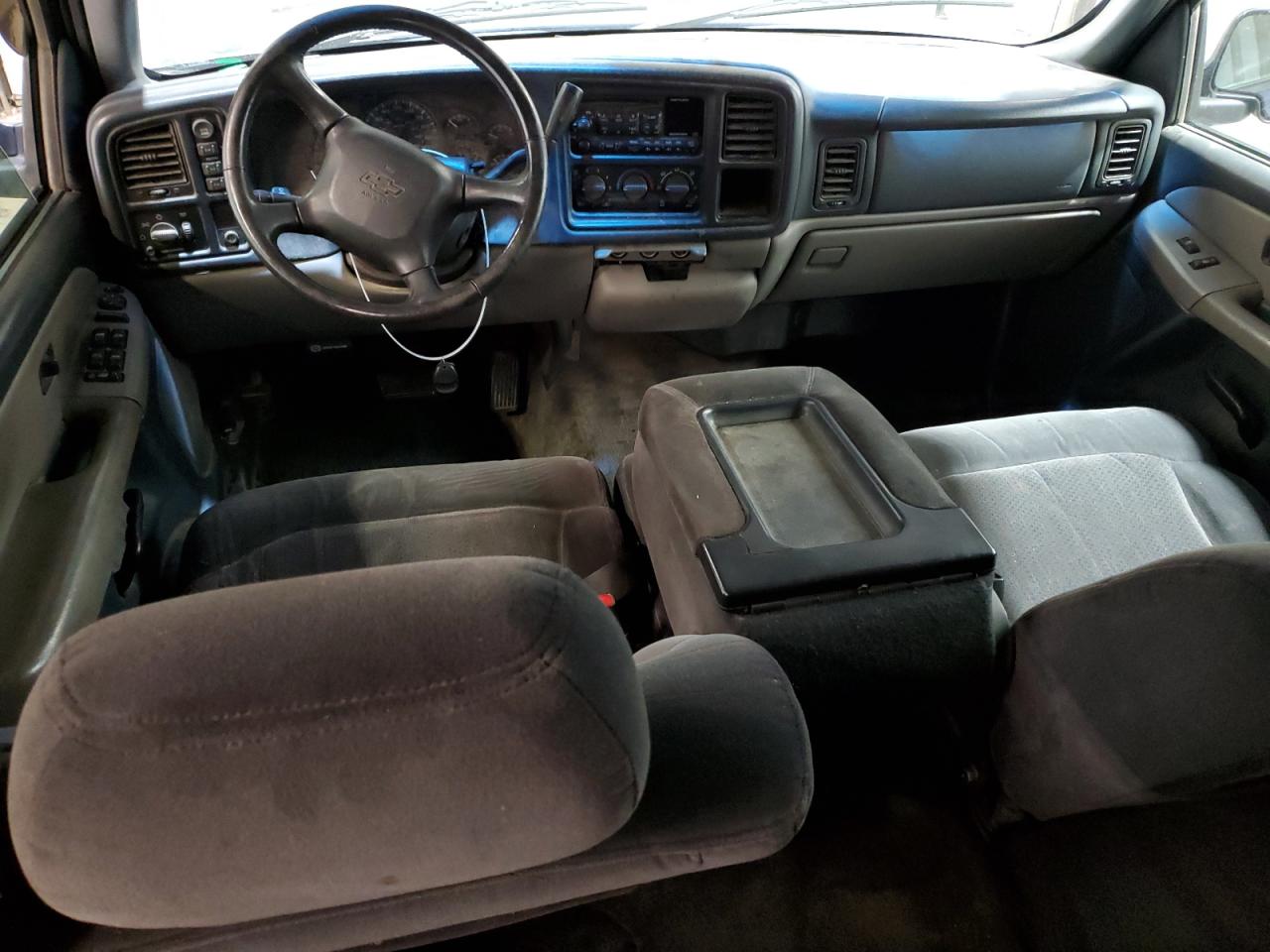 1GNEK13T4YJ112745 2000 Chevrolet Tahoe K1500