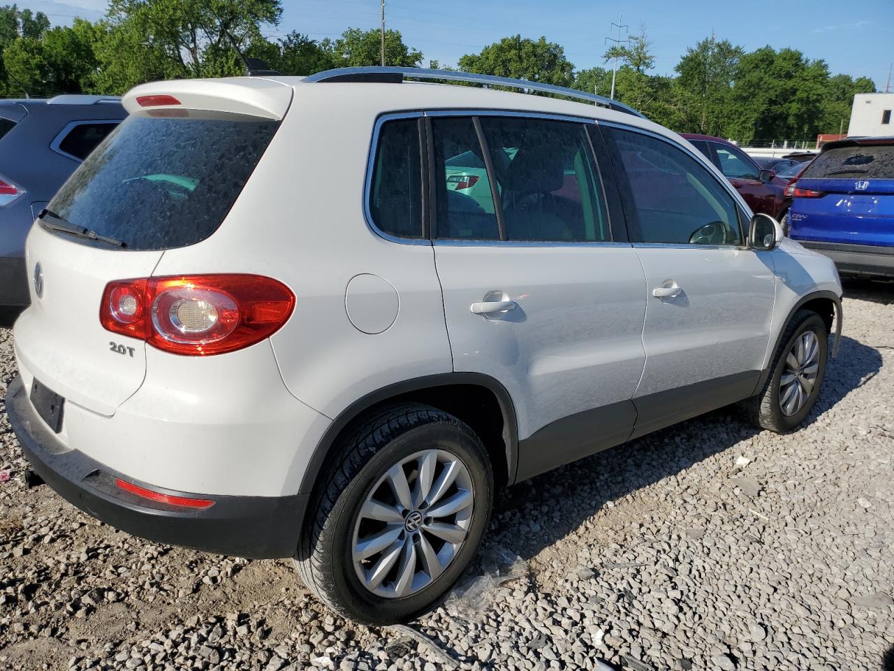 WVGAV7AX6BW544248 2011 Volkswagen Tiguan S