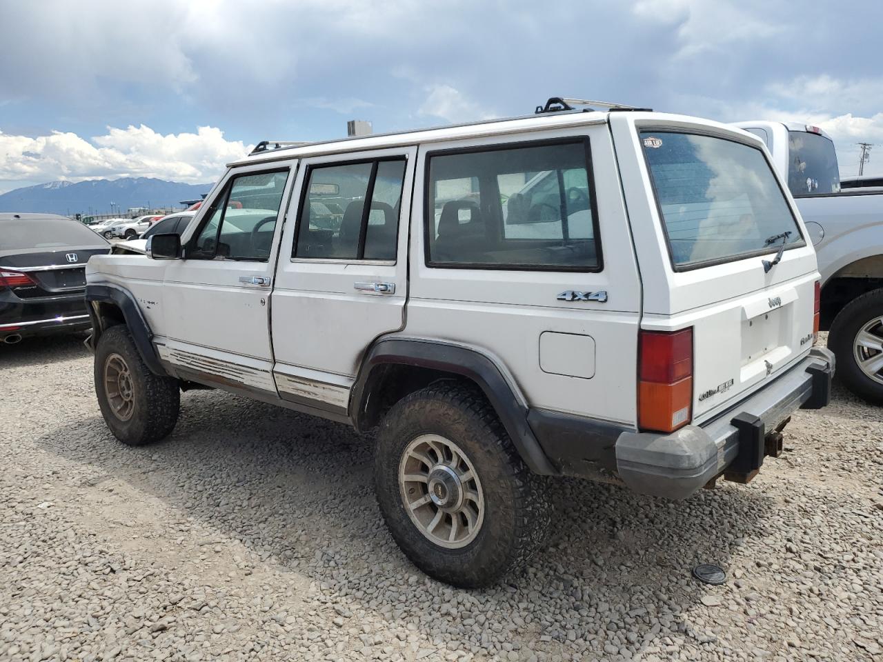 1J4FJ58L9KL588642 1989 Jeep Cherokee Laredo