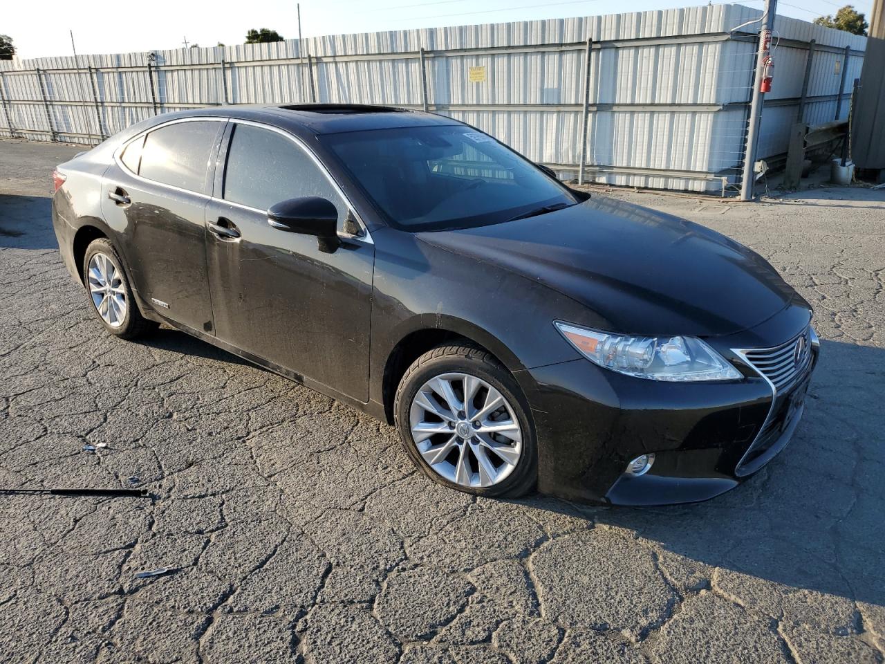 JTHBW1GG4F2095660 2015 Lexus Es 300H