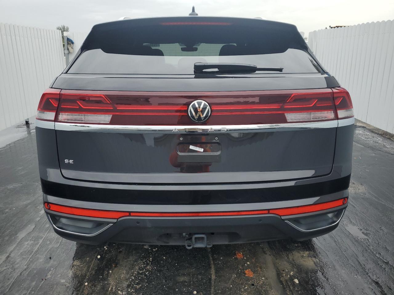 1V2WE2CA2RC219760 2024 Volkswagen Atlas Cross Sport Se