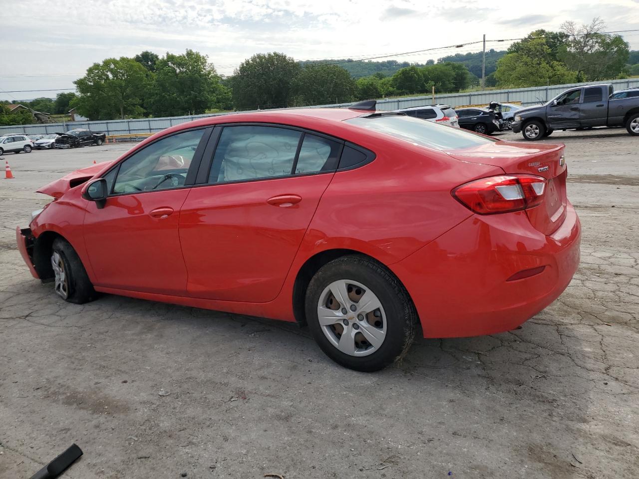 2018 Chevrolet Cruze Ls vin: 1G1BC5SM8J7172517