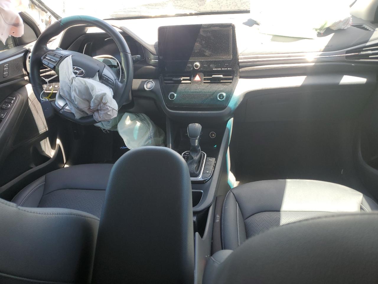 KMHC05LCXNU269134 2022 Hyundai Ioniq Limited