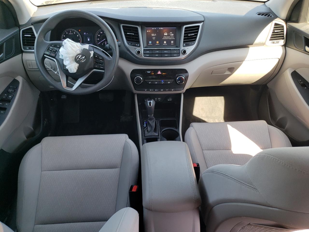 KM8J3CA41JU604788 2018 Hyundai Tucson Sel