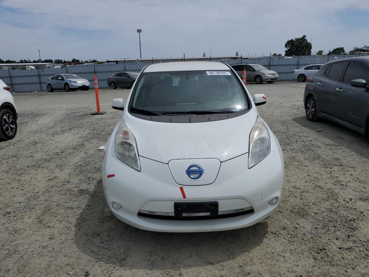 1N4AZ0CP6FC326479 2015 Nissan Leaf S