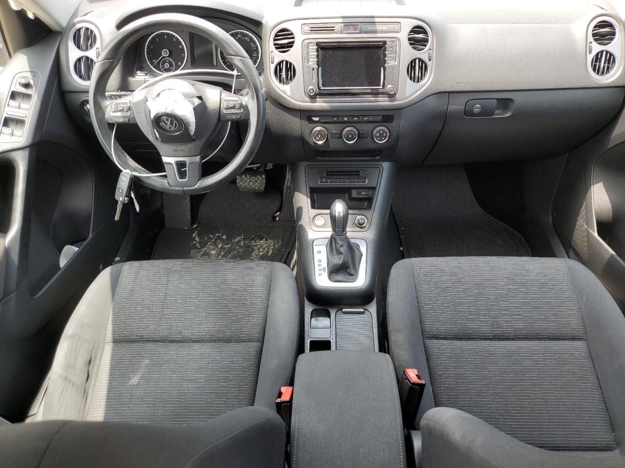 WVGBV7AX0HK048513 2017 Volkswagen Tiguan S