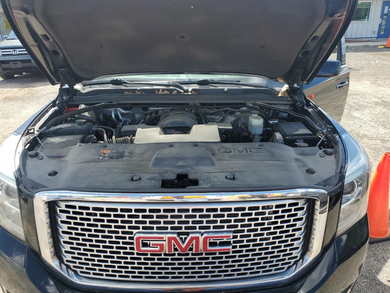 1GKS2CKJ7GR351573 2016 GMC Yukon Denali