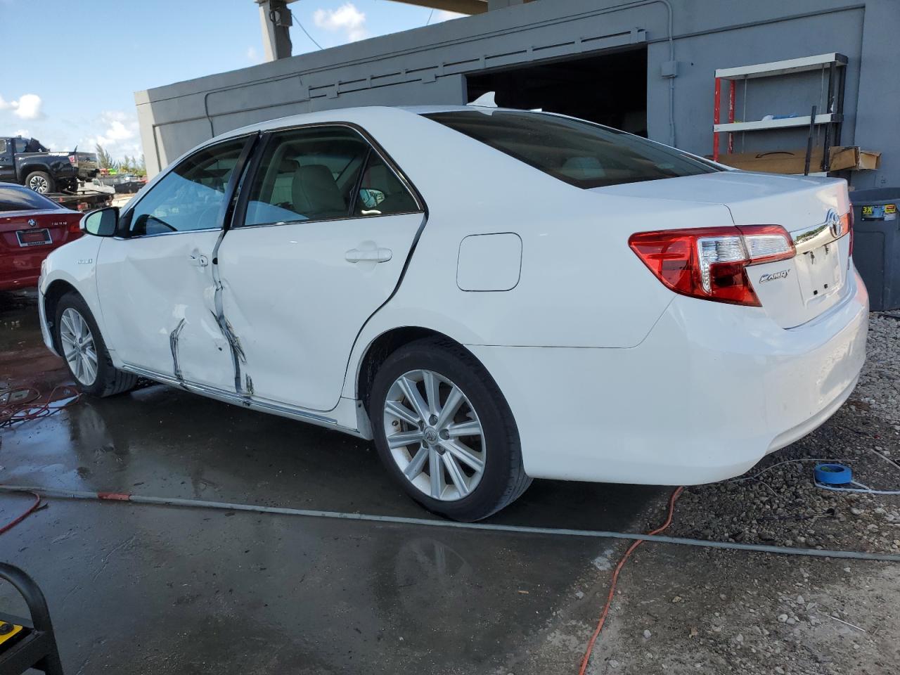 4T1BD1FK0CU054810 2012 Toyota Camry Hybrid