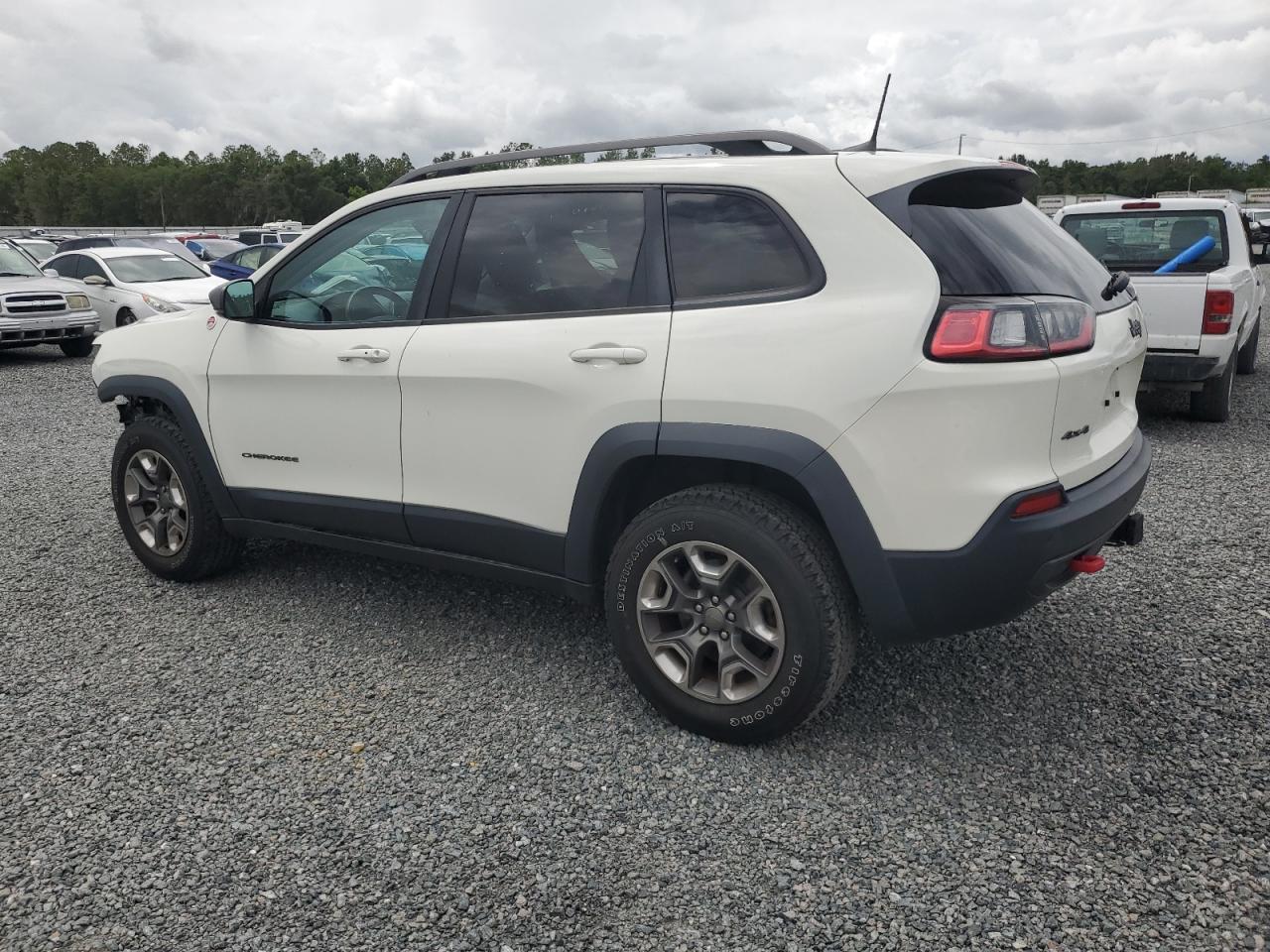 1C4PJMBXXKD200456 2019 Jeep Cherokee Trailhawk