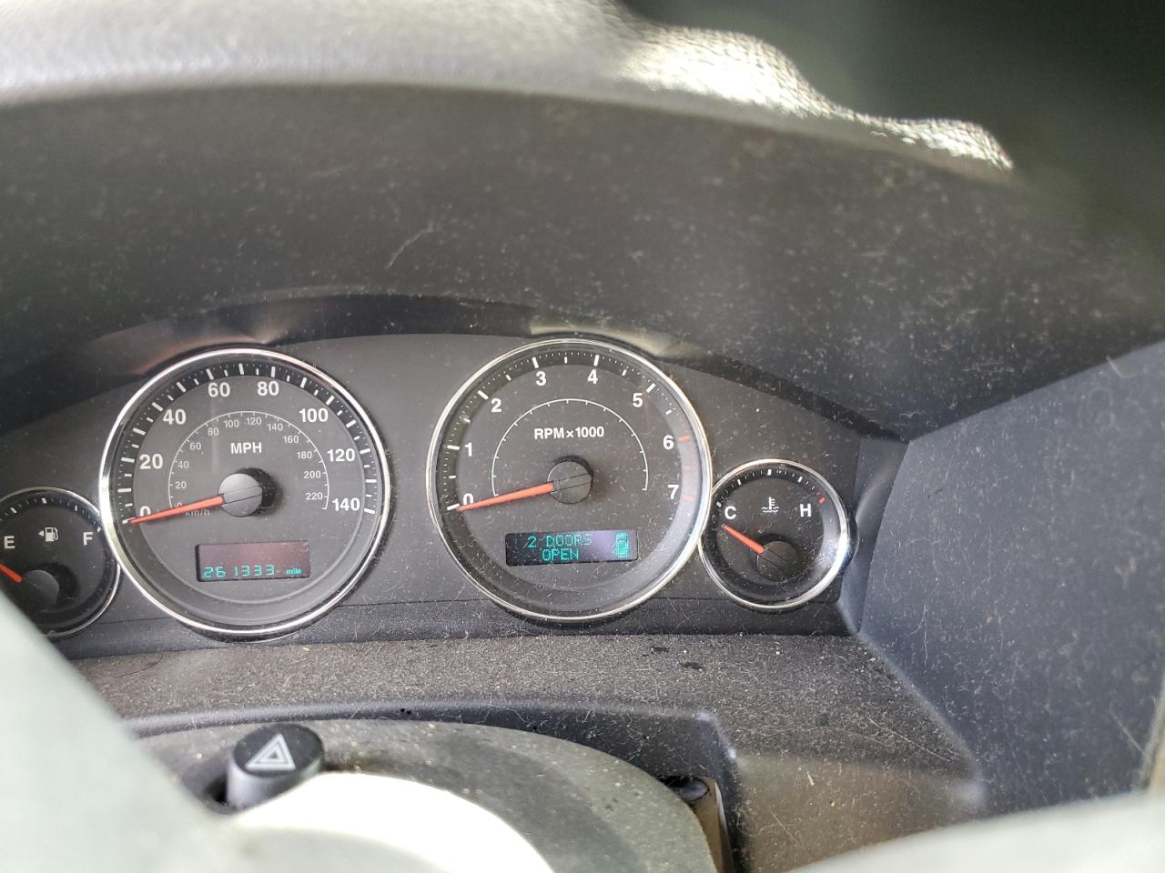 1J8HG68267C630842 2007 Jeep Commander Overland