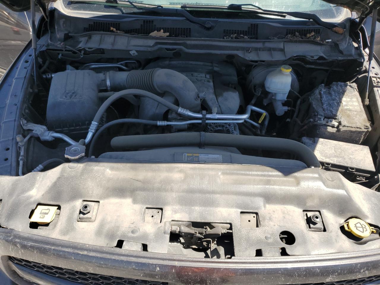 1C6RR7LT3FS628571 2015 Ram 1500 Slt