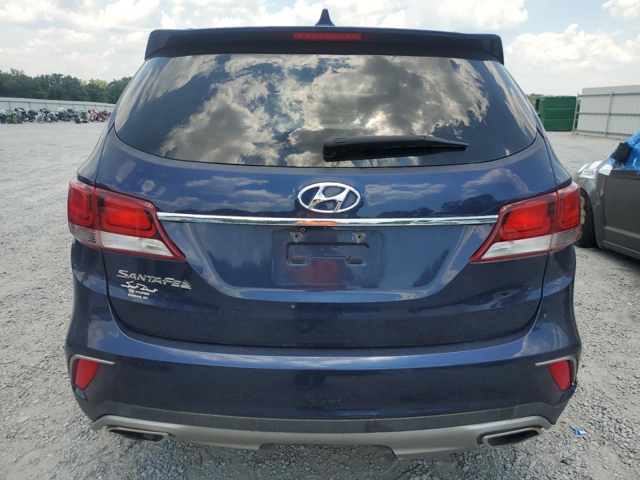 2017 Hyundai Santa Fe Se vin: KM8SM4HF2HU189179