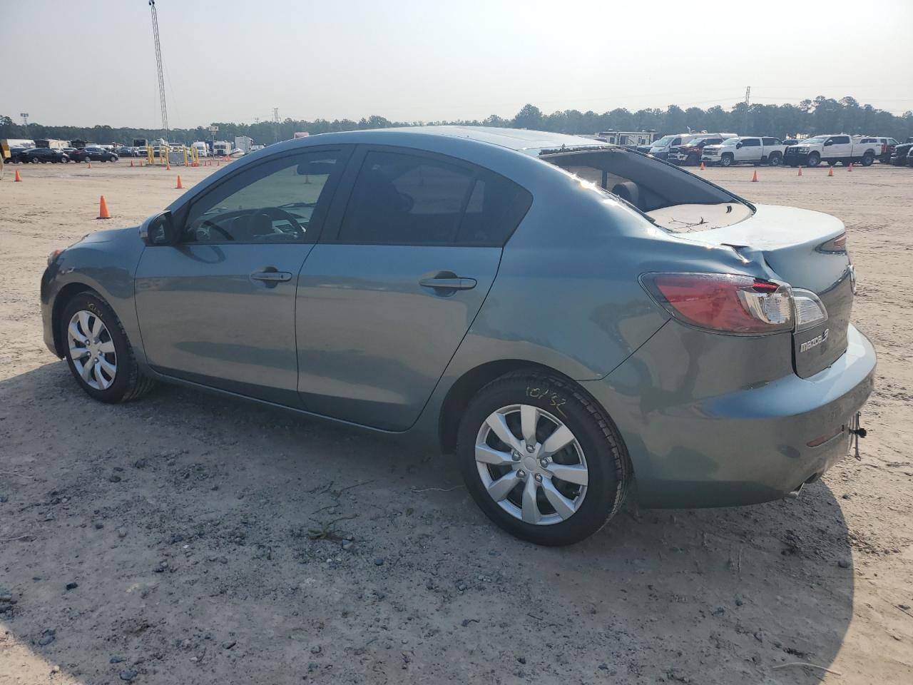 JM1BL1TF2D1747542 2013 Mazda 3 I