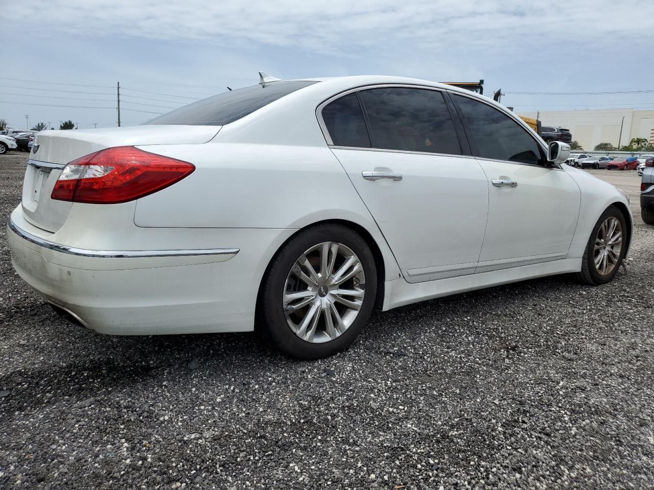 KMHGC4DD4CU151961 2012 Hyundai Genesis 3.8L