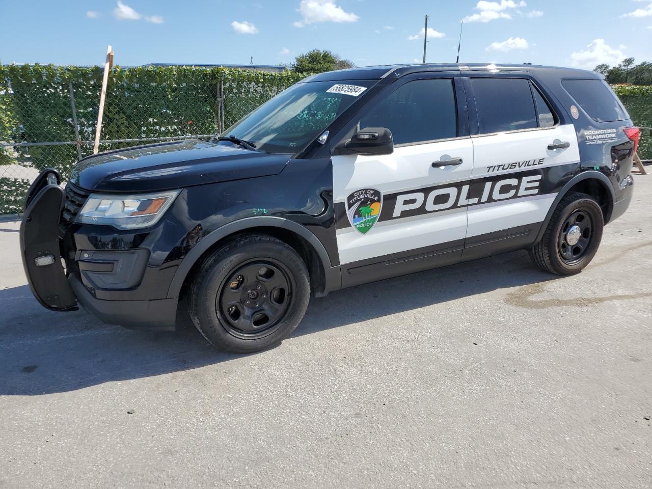 1FM5K8AR6HGA24006 2017 Ford Explorer Police Interceptor