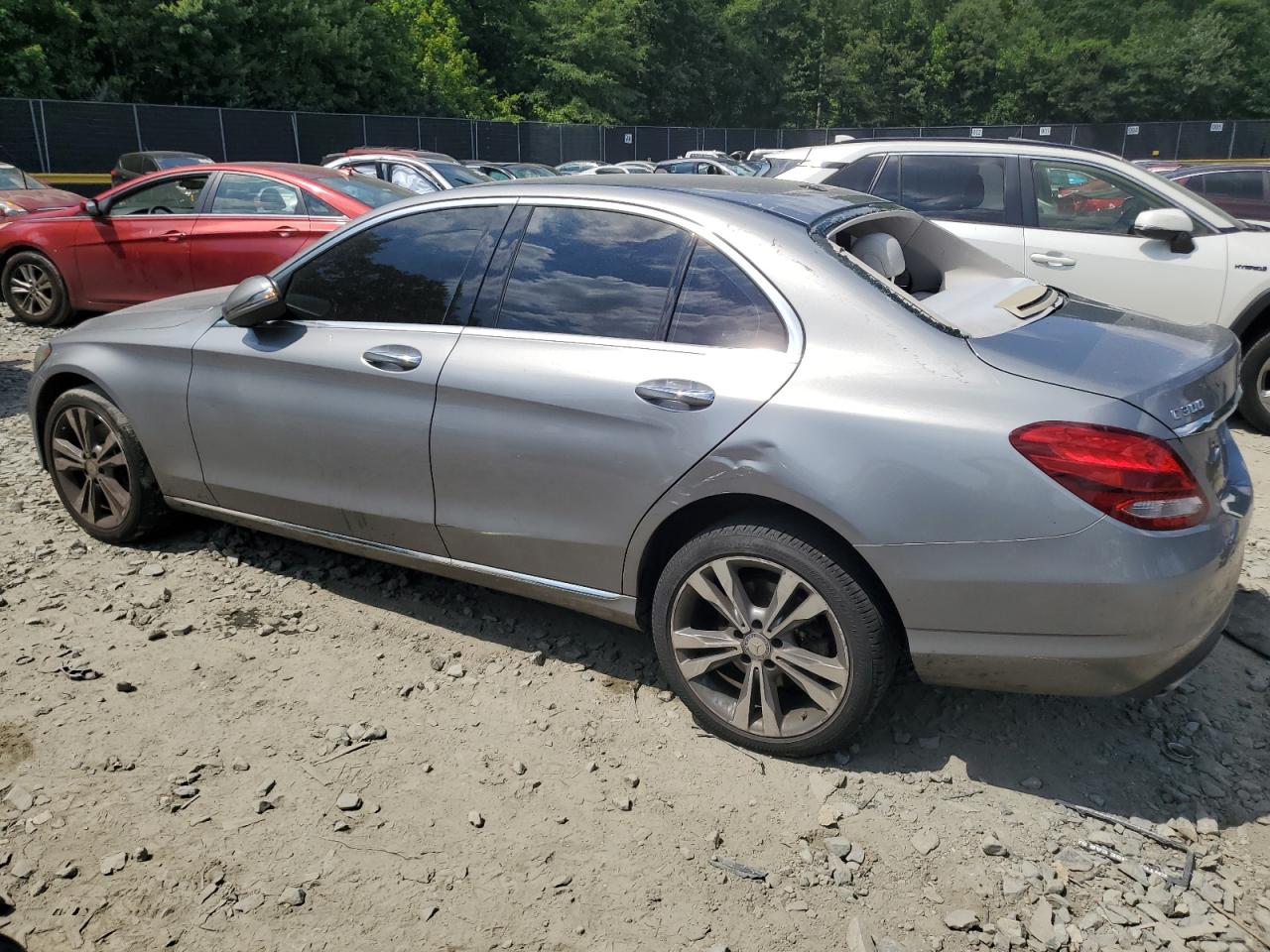 55SWF4KB8GU137499 2016 Mercedes-Benz C 300 4Matic