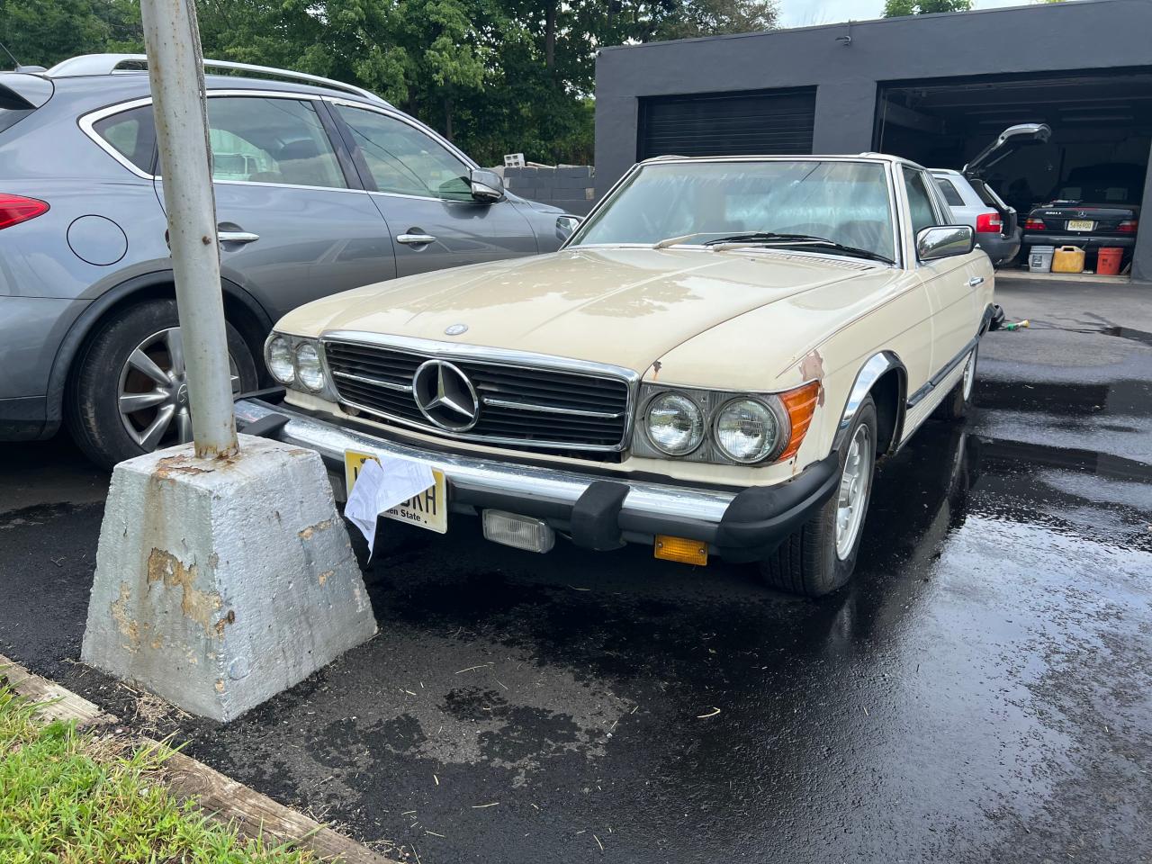 WDBBA45A4BB009370 1981 Mercedes-Benz 380 Sl