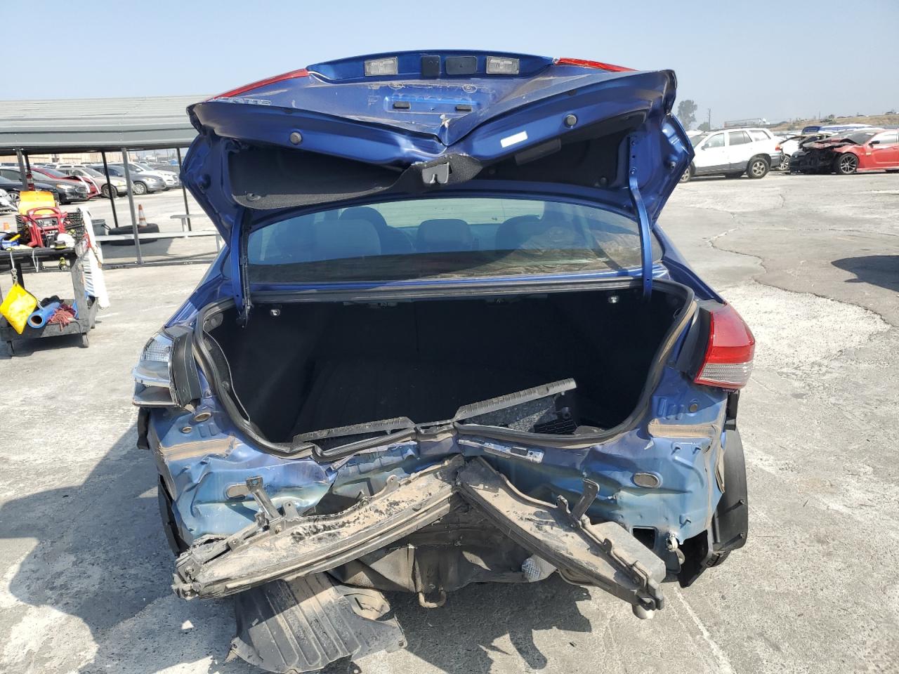 3KPFK4A76HE158904 2017 Kia Forte Lx