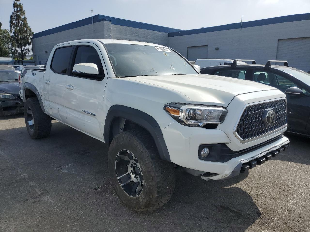 3TMCZ5AN6KM257240 2019 Toyota Tacoma Double Cab