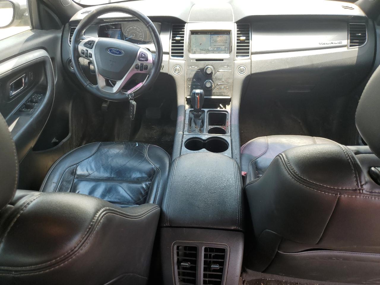 1FAHP2E89JG129202 2018 Ford Taurus Sel