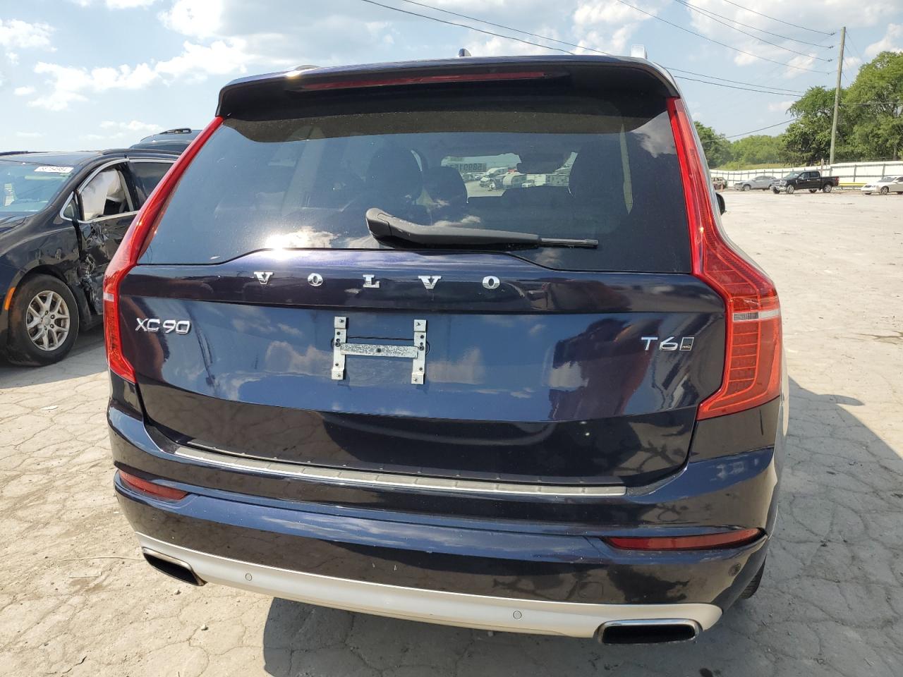 2016 Volvo Xc90 T6 vin: YV4A22PK7G1055399