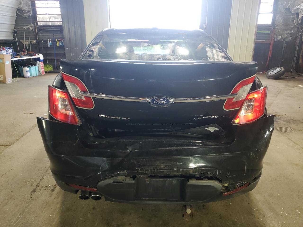 1FAHP2FW7BG138544 2011 Ford Taurus Limited