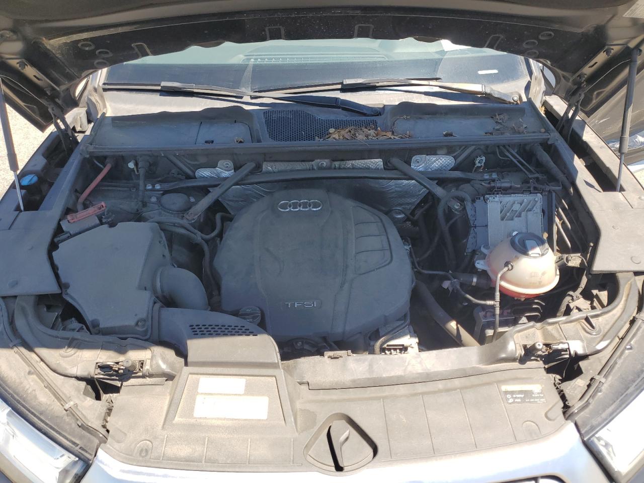 WA1BNAFY6J2100293 2018 Audi Q5 Premium Plus