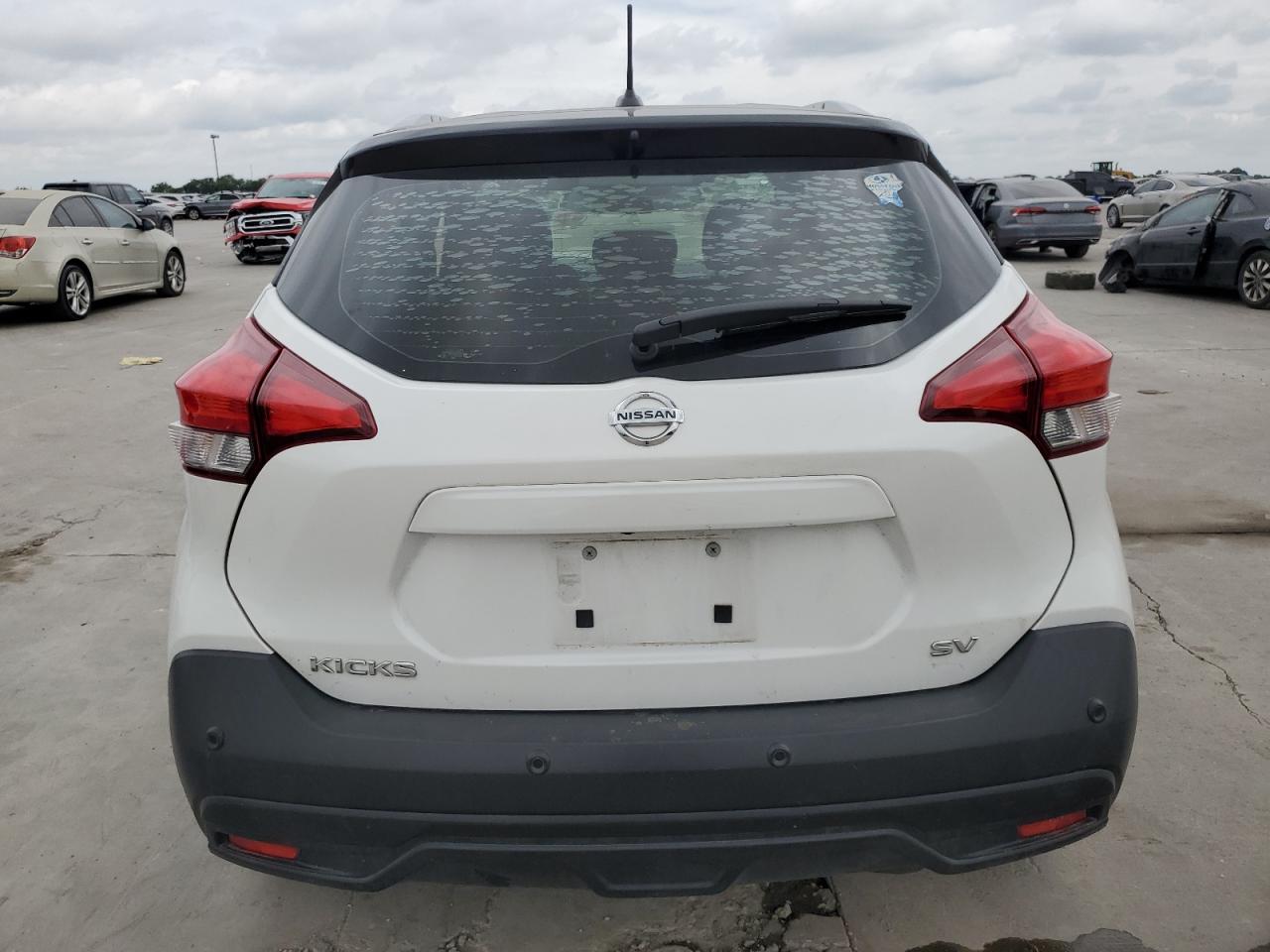 3N1CP5CV7LL529873 2020 Nissan Kicks Sv