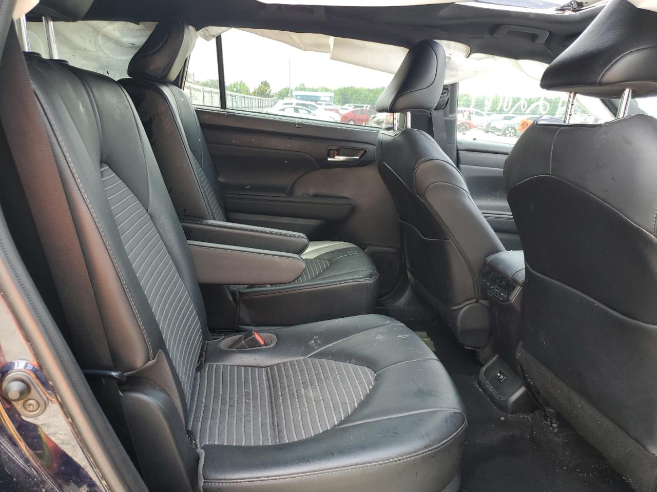 5TDJZRAH9MS073728 2021 Toyota Highlander Xse