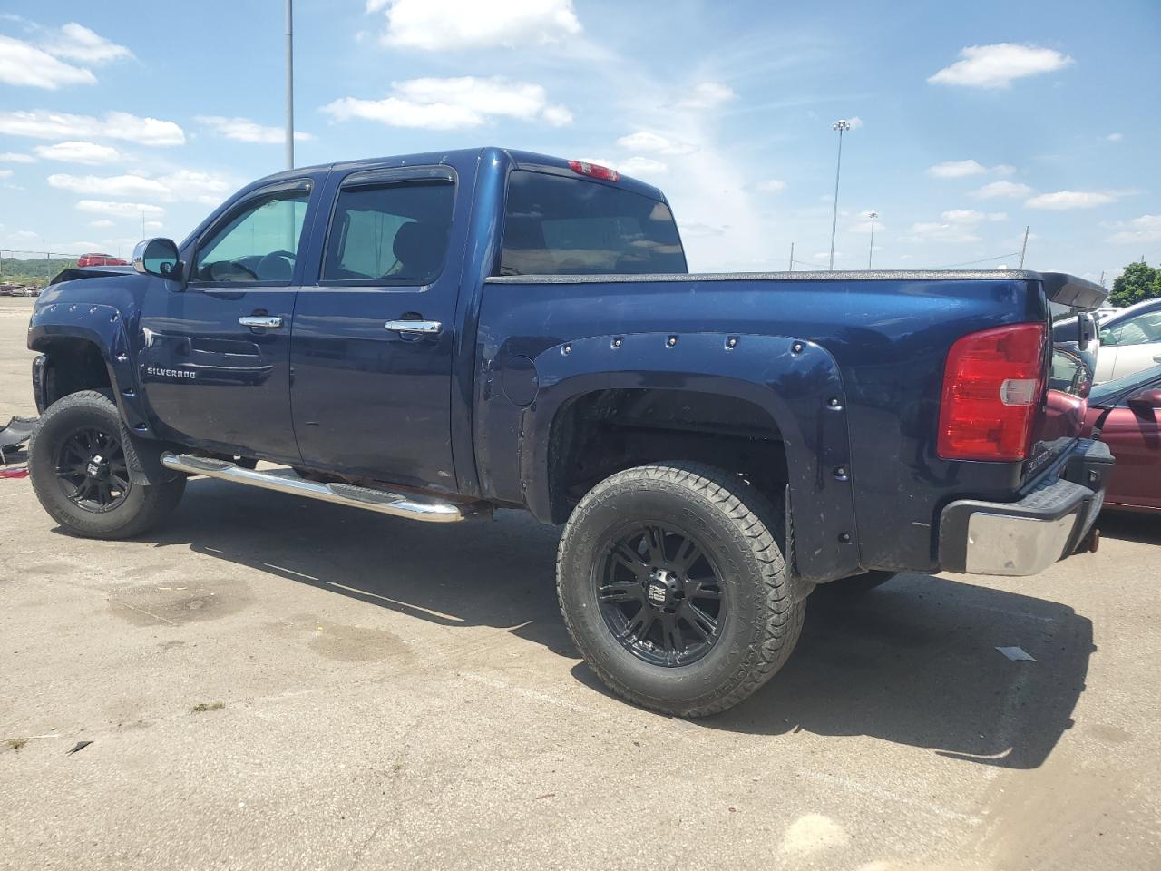 3GCPKSE35BG150028 2011 Chevrolet Silverado K1500 Lt